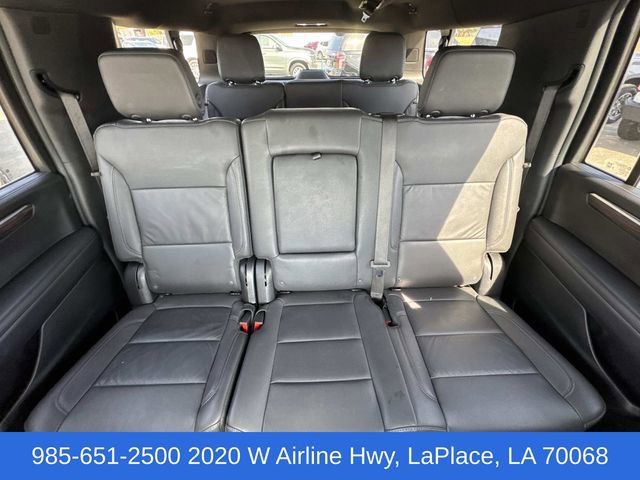 Used 2025 Chevrolet Suburban Z71 image 53