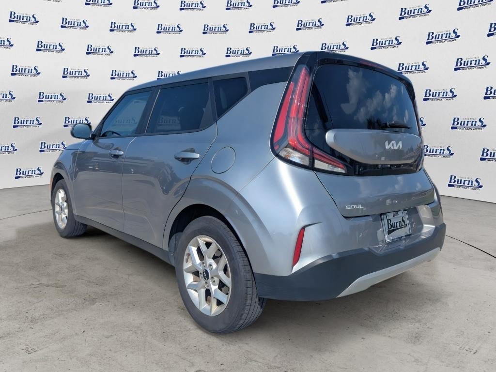 Used 2024 Kia Soul LX w/ Option Group 015 FWD image 5