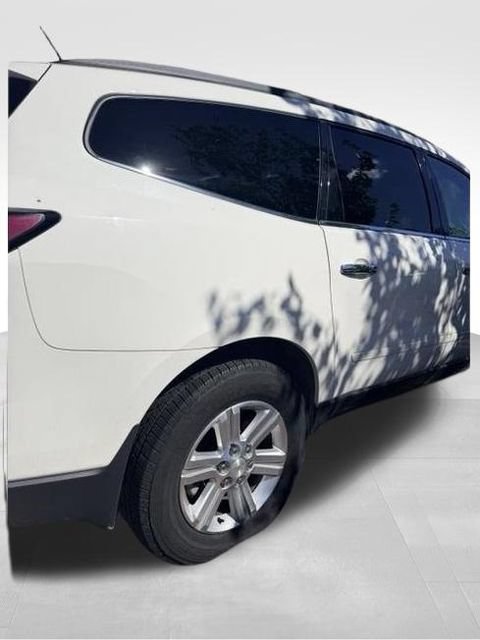 Used 2014 Chevrolet Traverse LT FWD image 3