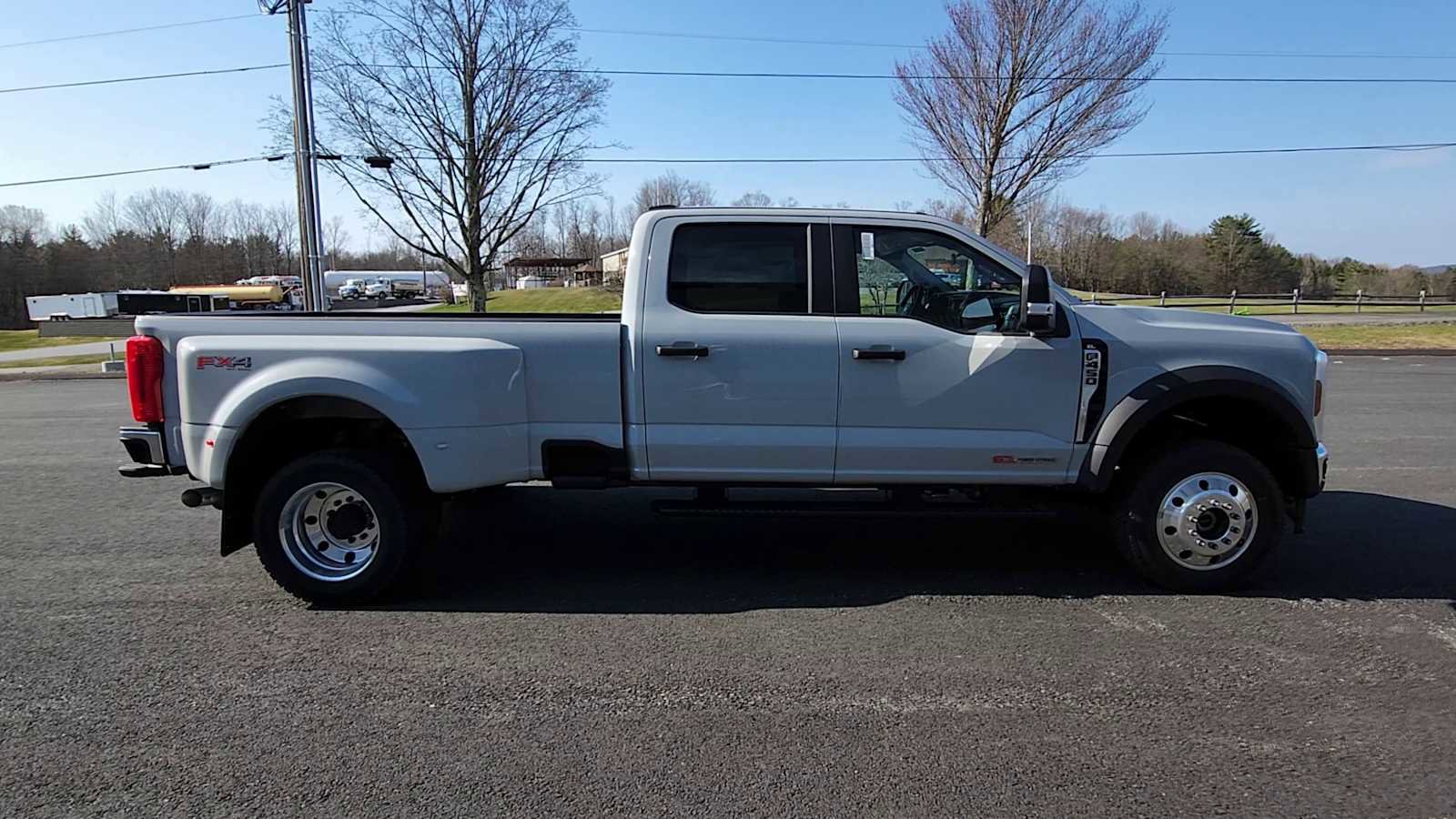 New 2026 Ford F450 4x4 Crew Cab Super Duty image 9