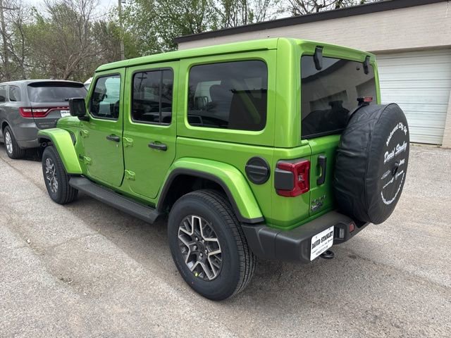 New 2026 Jeep Wrangler Unlimited Sahara AWD/4WD image 4