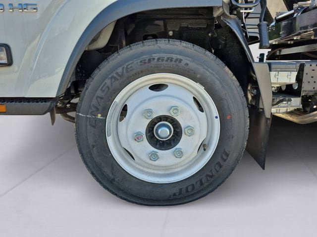 New 2025 Chevrolet Low Cab Forward RWD image 9