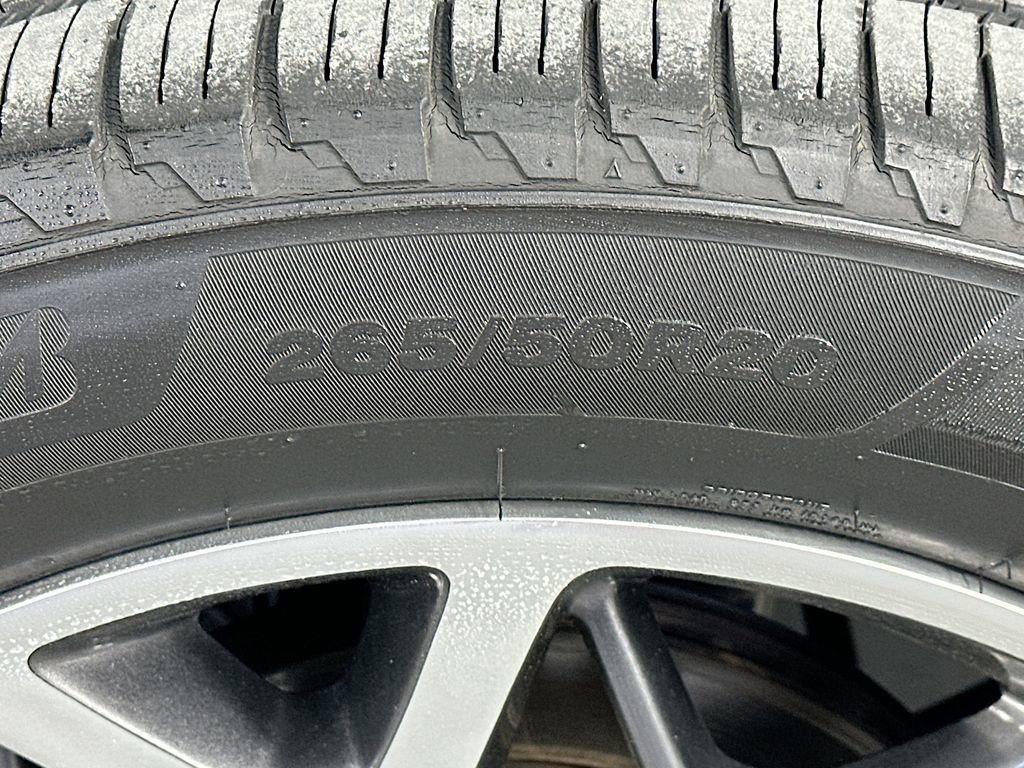 Used 2021 Jeep Grand Cherokee Overland AWD/4WD image 34
