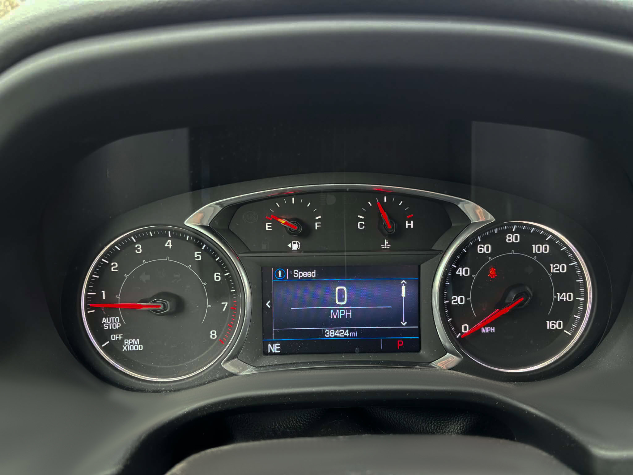 Used 2021 GMC Acadia SLE w/ Driver Convenience Package image 16