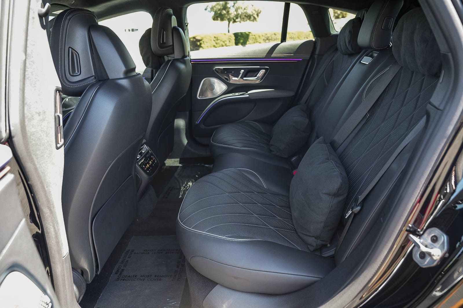 Used 2023 Mercedes-Benz EQS 580 4MATIC Sedan image 19