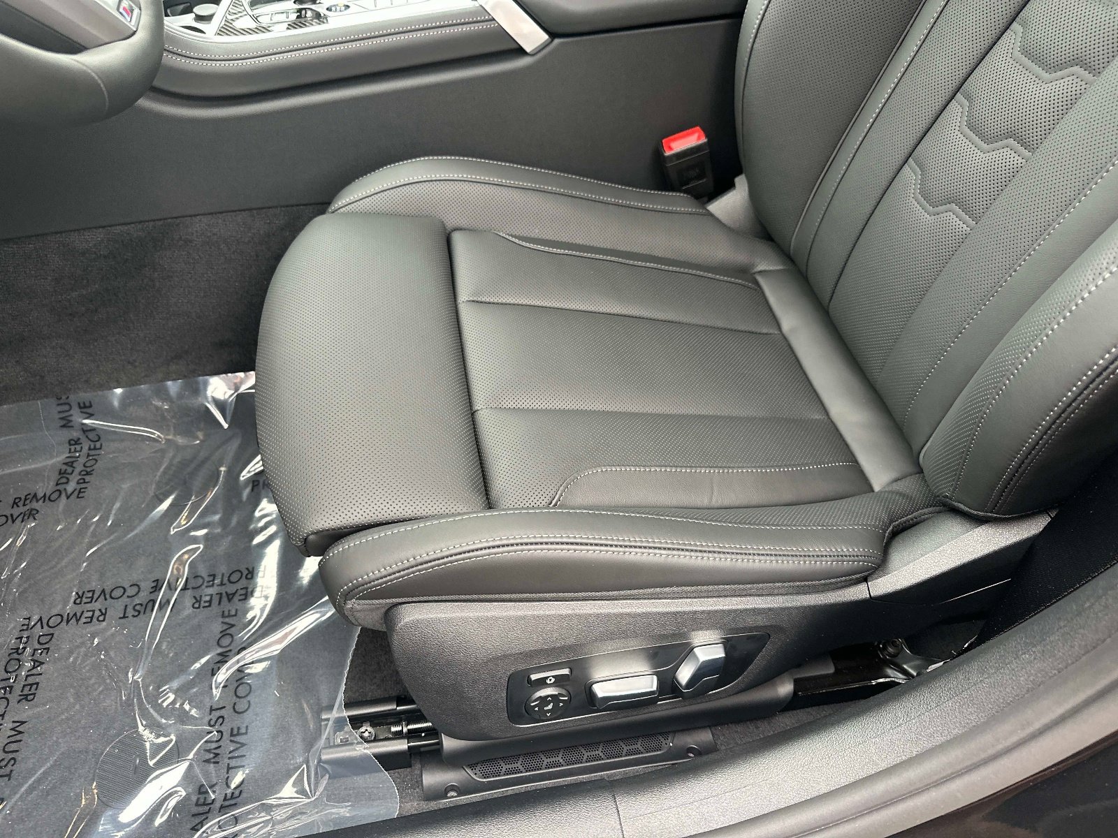 New 2026 BMW M850i xDrive image 18