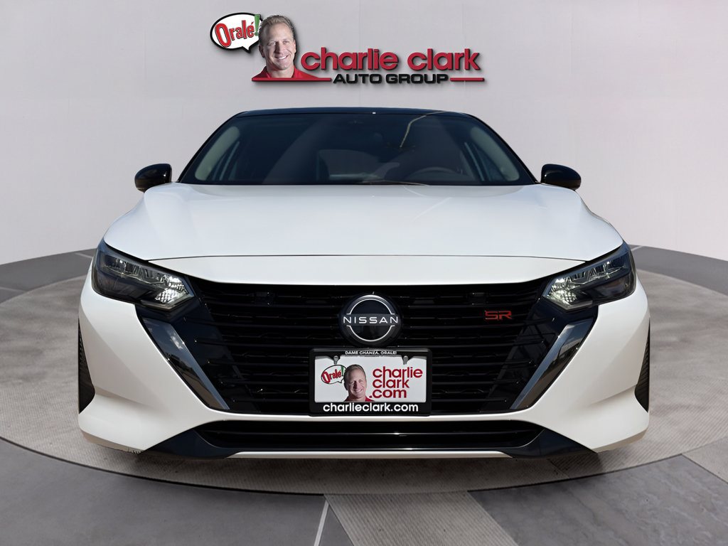 Used 2025 Nissan Sentra SR FWD image 8