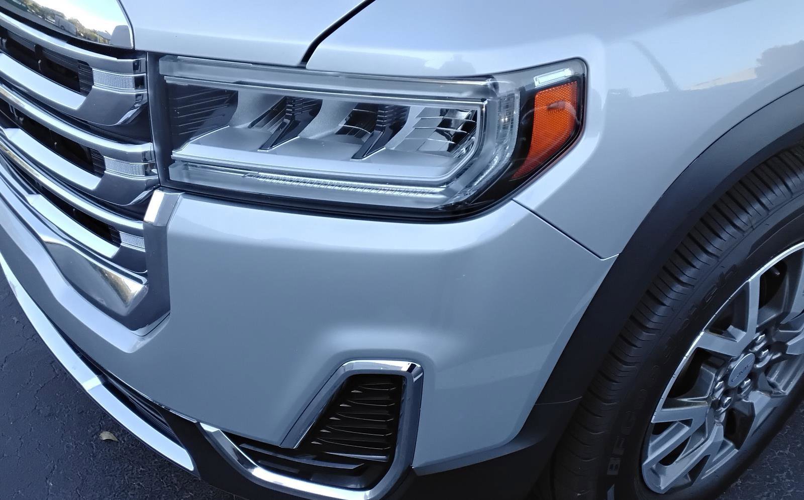 Used 2020 GMC Acadia SLE w/ Driver Convenience Package image 7