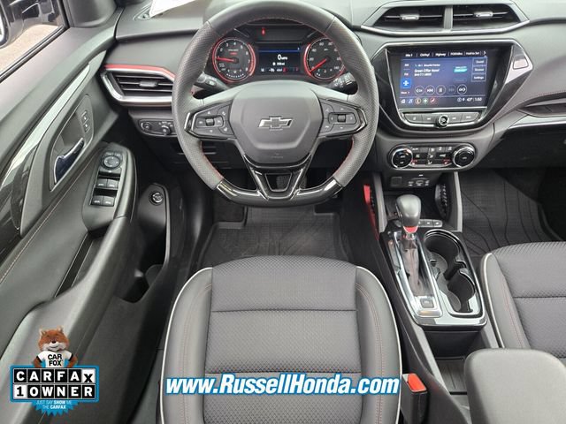 Used 2023 Chevrolet TrailBlazer RS w/ Sun and Liftgate Package FWD image 8