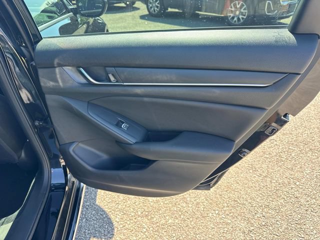Used 2019 Honda Accord EX image 22