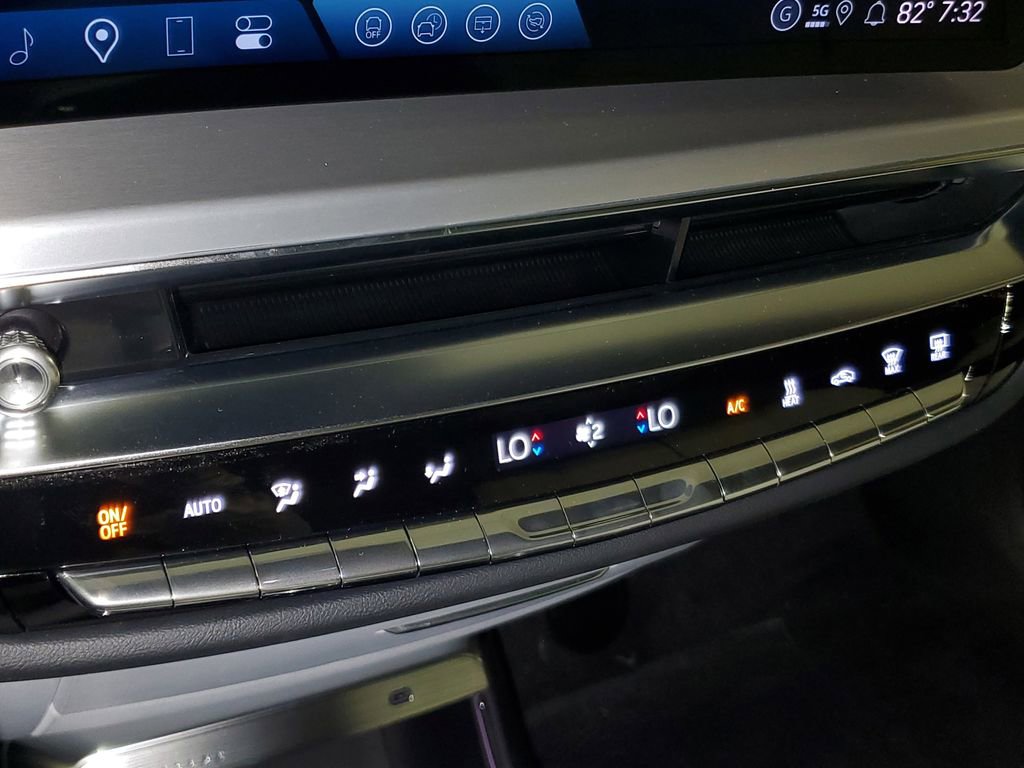 New 2026 Cadillac Lyriq Premium Sport AWD/4WD image 23