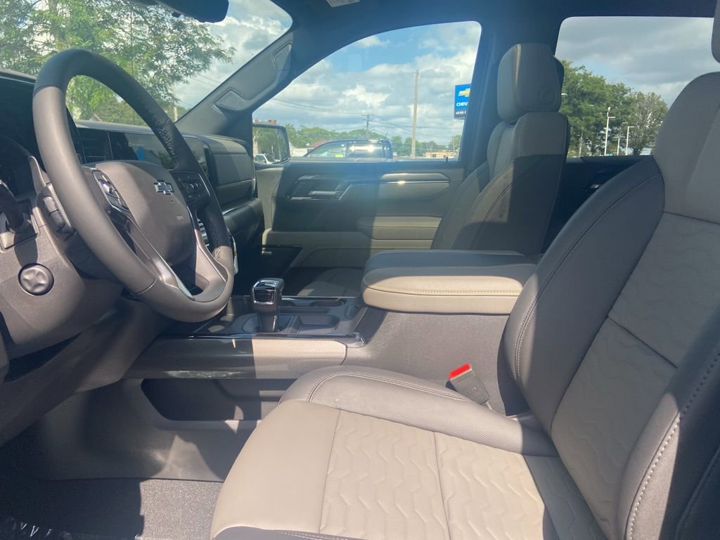 New 2026 Chevrolet Silverado 1500 ZR2 image 7