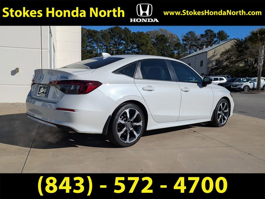 Used 2025 Honda Civic Sport Touring image 4