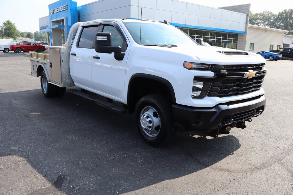 Used 2024 Chevrolet Silverado 3500 W/T w/ WT Convenience Package image 2