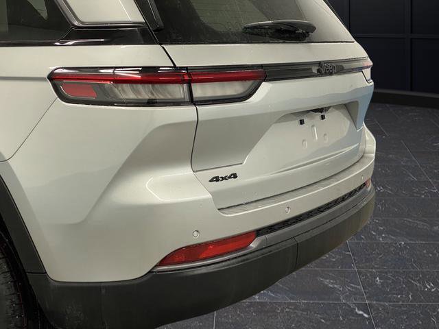 New 2026 Jeep Grand Cherokee Altitude image 36