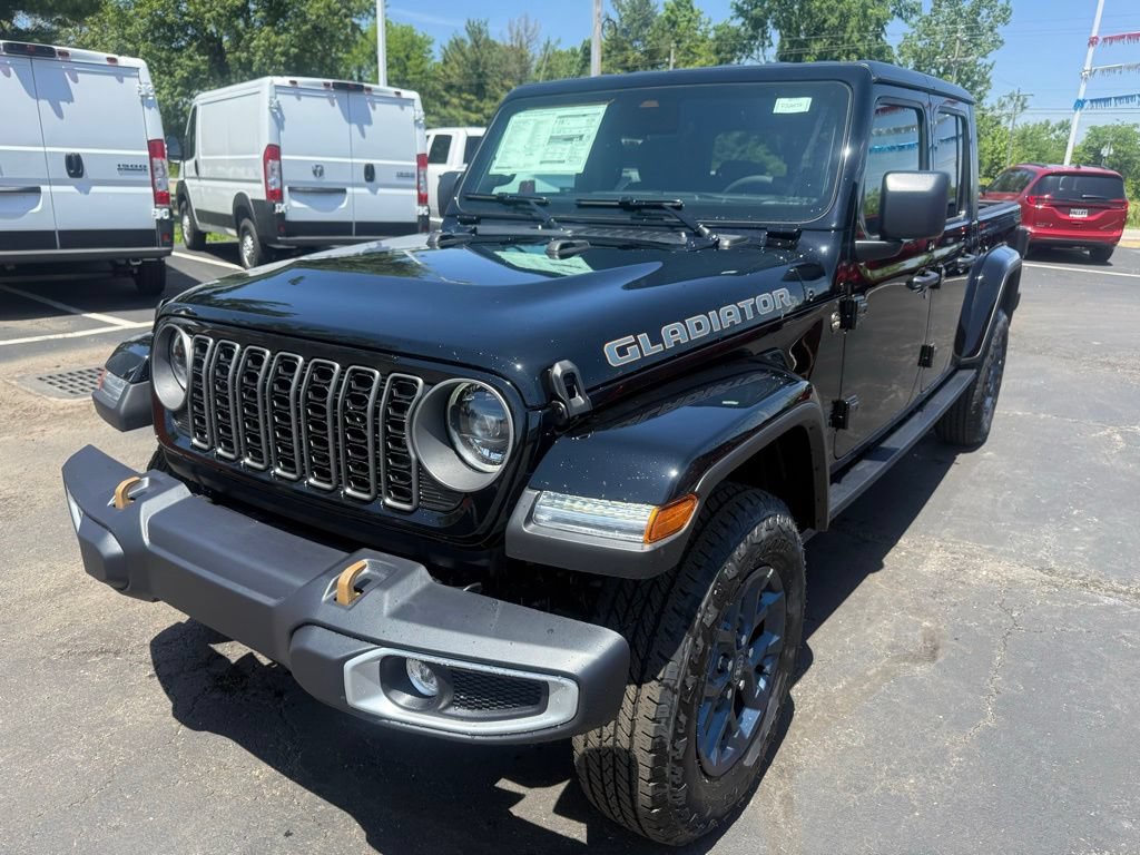 New 2026 Jeep Gladiator Sport AWD/4WD image 8