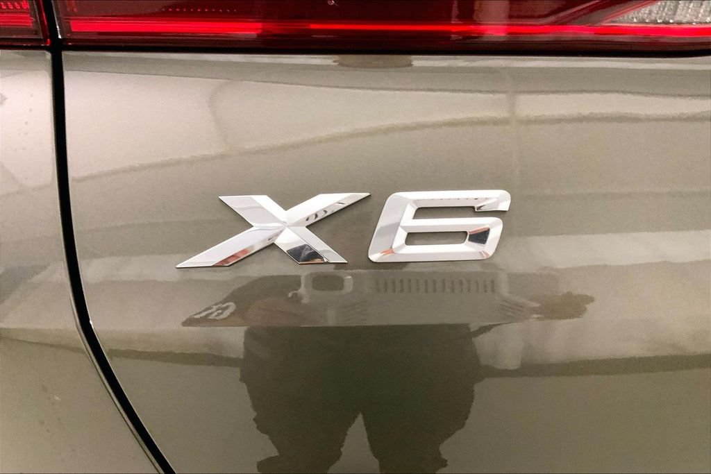 Certified 2026 BMW X6 xDrive40i AWD/4WD image 7