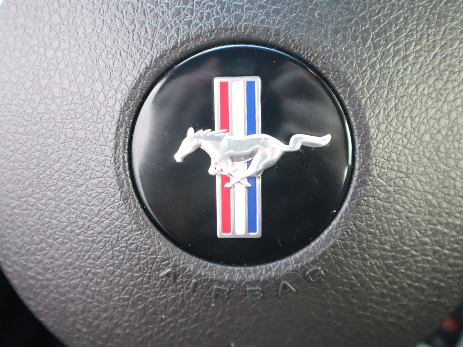 Used 2008 Ford Mustang GT RWD image 40