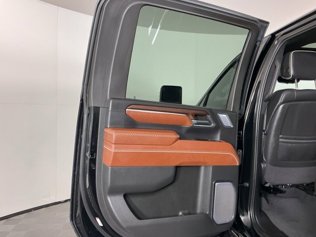 Used 2024 GMC Sierra 3500 Denali Ultimate image 29