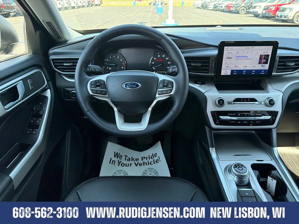 Used 2024 Ford Explorer XLT w/ Equipment Group 202A AWD/4WD image 13