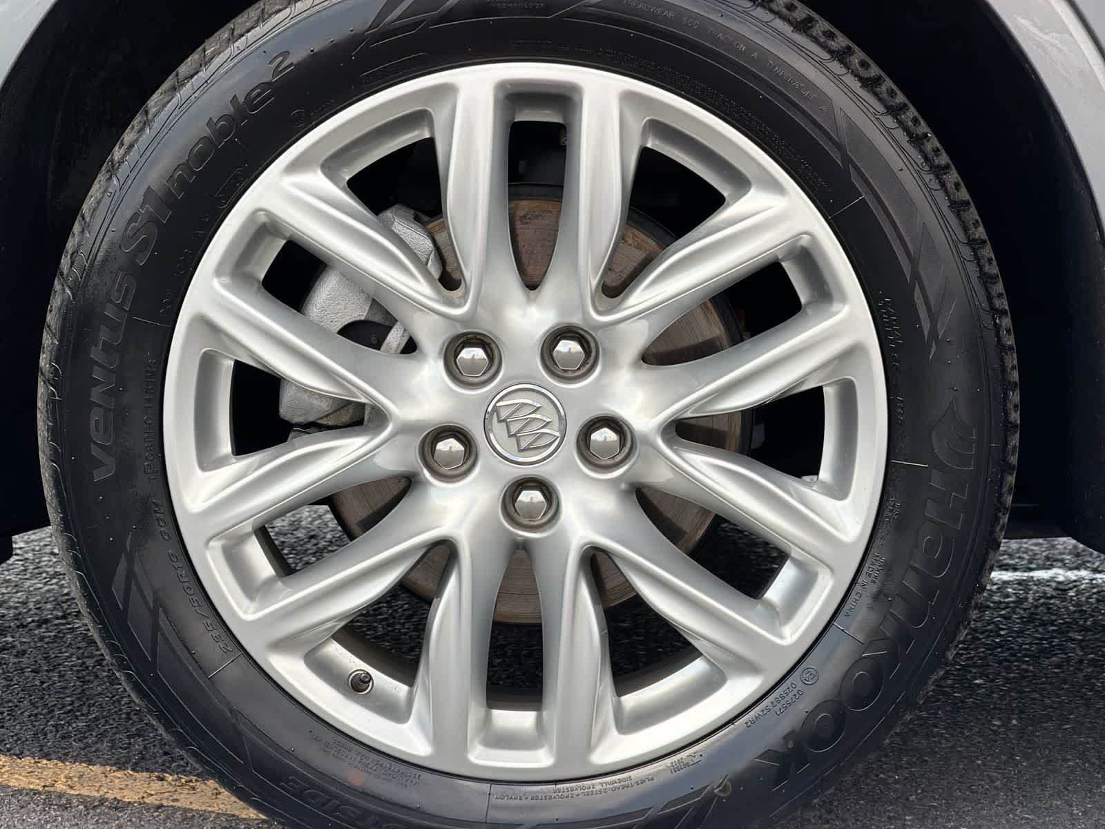 Used 2020 Buick Envision Premium AWD/4WD image 14