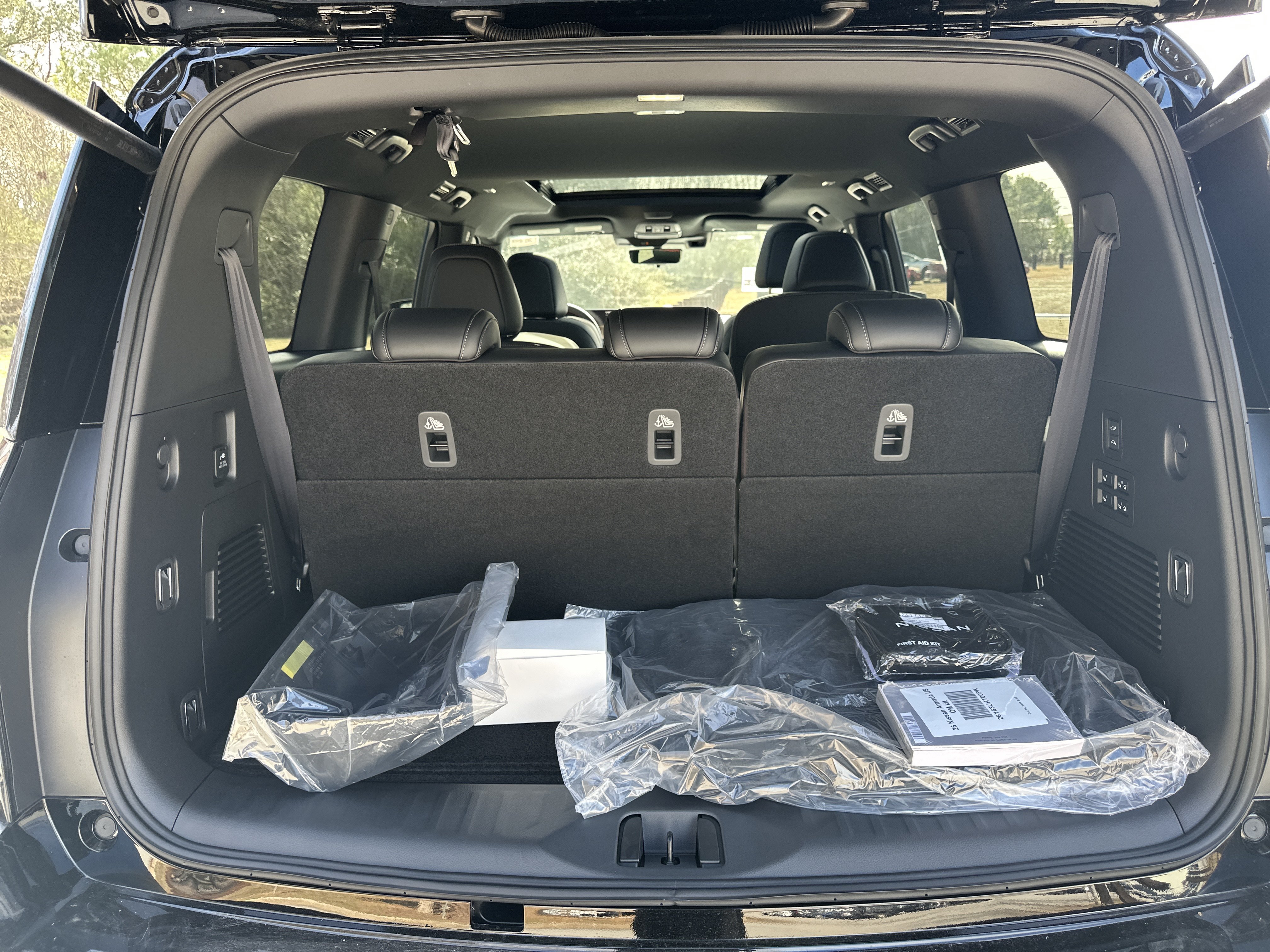 New 2026 Nissan Armada PRO-4X AWD/4WD image 18