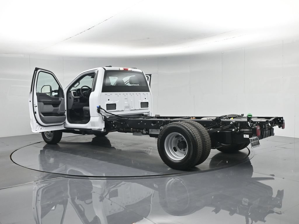 New 2026 Ford F350 XL w/ XL Chrome Package RWD image 26