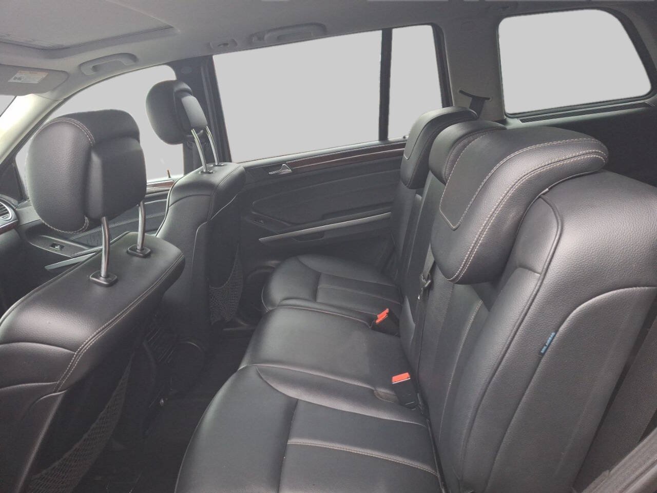 Used 2012 Mercedes-Benz GL 450 4MATIC w/ Premium 1 Pkg image 18