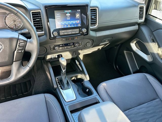 Used 2024 Nissan Frontier SV w/ SV Convenience Package image 24
