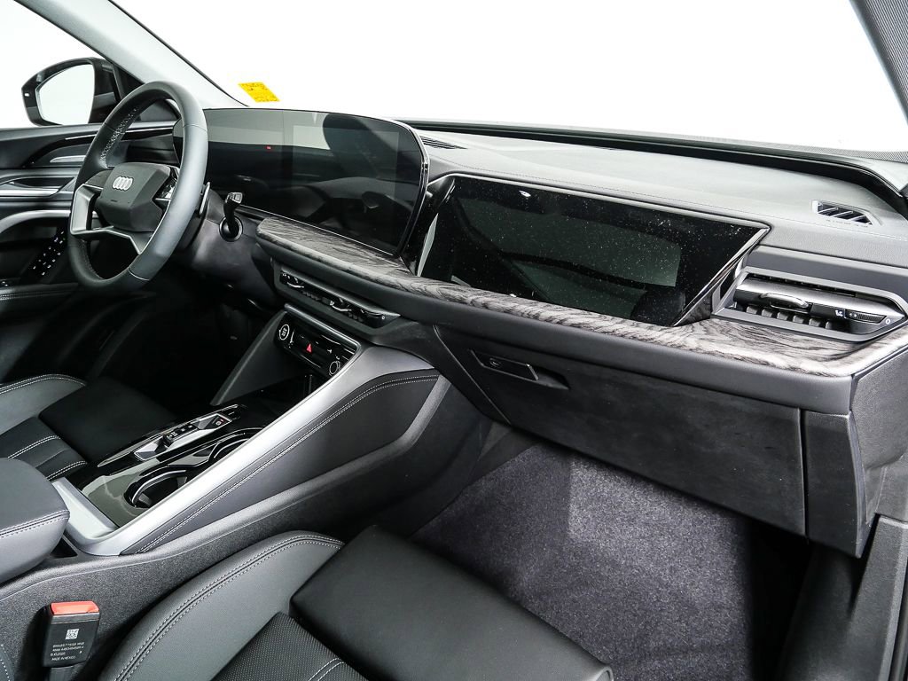 New 2025 Audi Q5 Premium Plus image 24