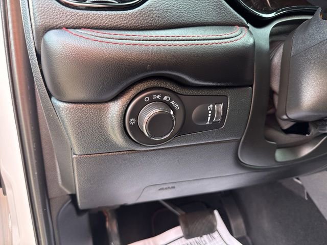 Used 2023 Dodge Durango GT image 30