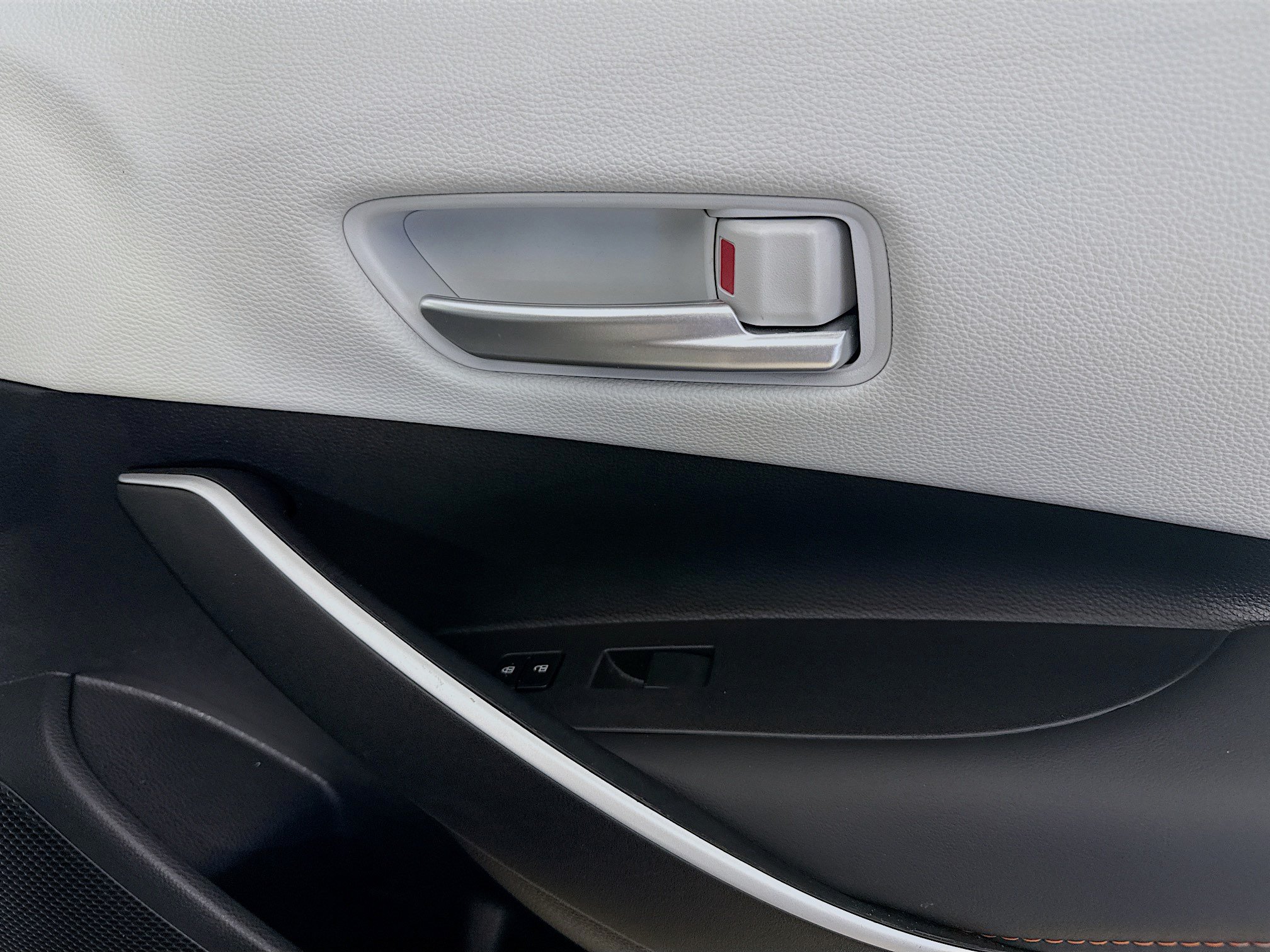 Used 2025 Toyota Corolla FX w/ Convenience Package FWD image 31