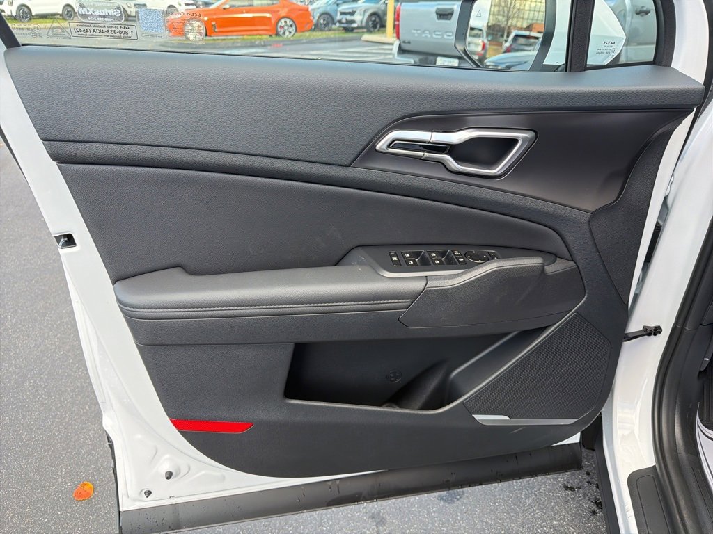 New 2026 Kia Sportage EX image 29