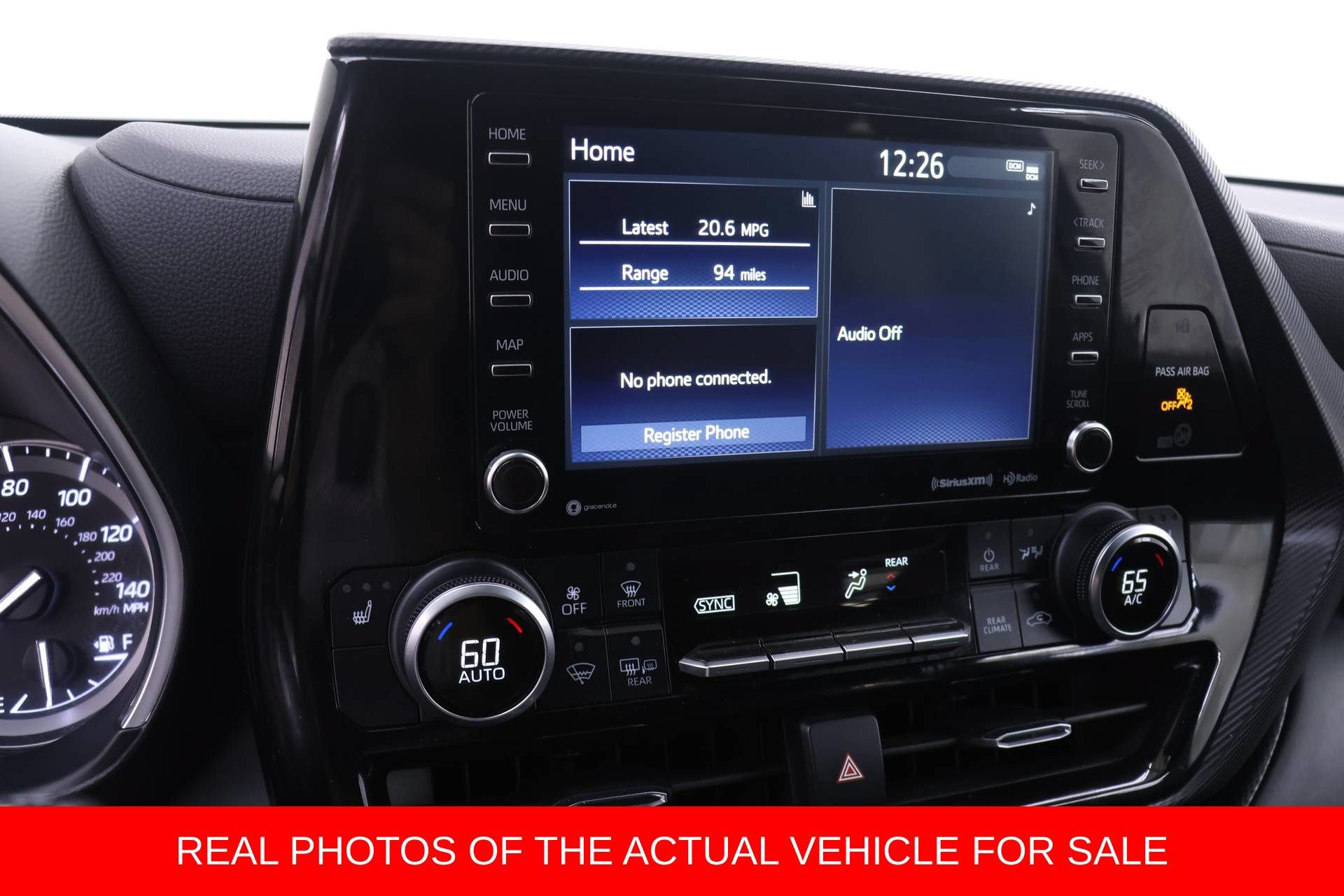 Used 2022 Toyota Highlander XSE FWD image 7