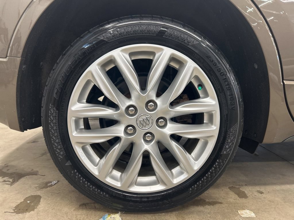 Used 2019 Buick Envision Premium AWD/4WD image 14
