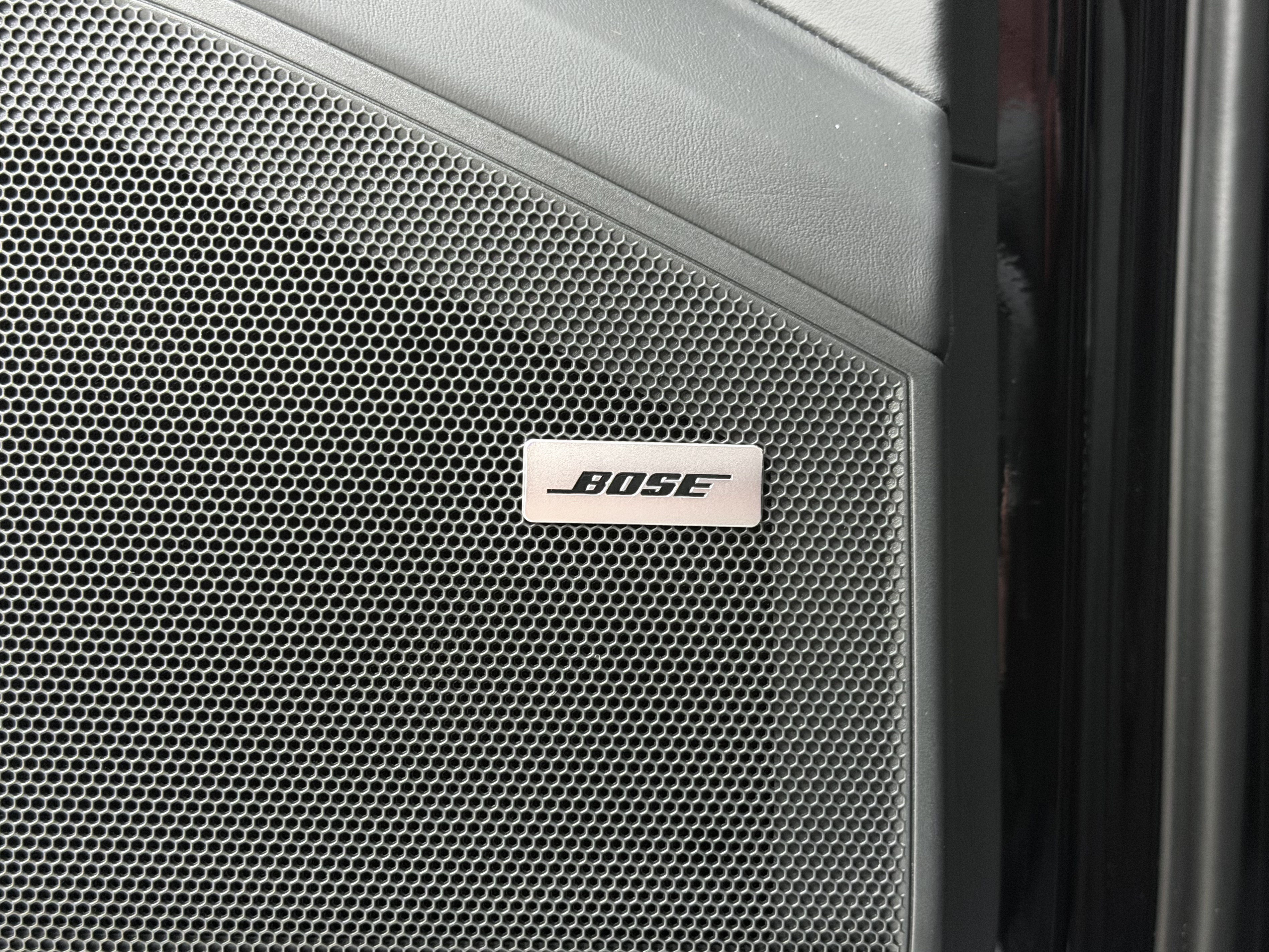 Certified 2025 Porsche Cayenne S AWD/4WD image 30
