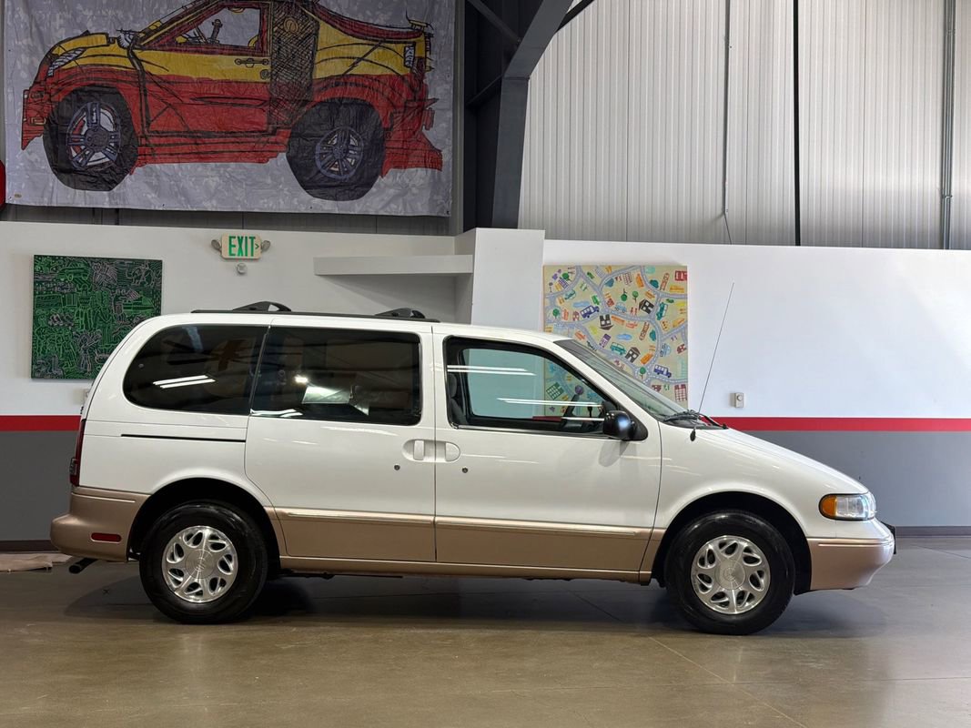 Used 1997 Mercury Villager GS image 2