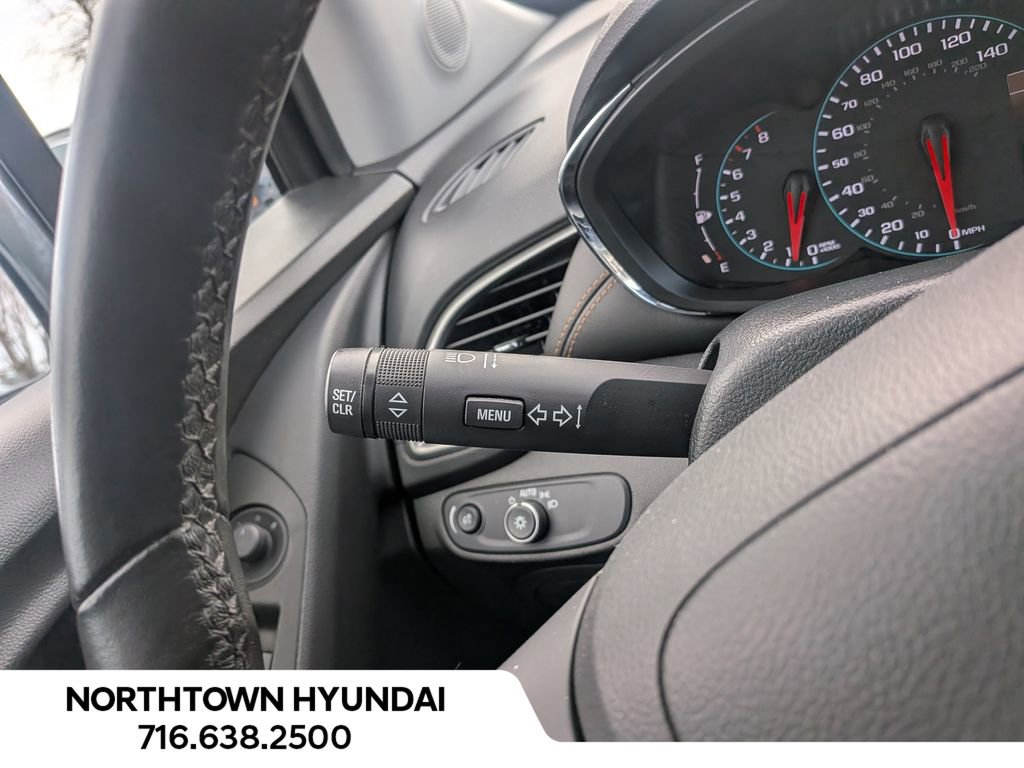 Used 2019 Chevrolet Trax LT w/ LT Convenience Package AWD/4WD image 26