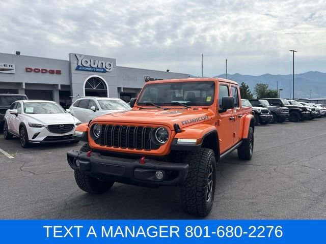 Used 2025 Jeep Gladiator Rubicon AWD/4WD image 3