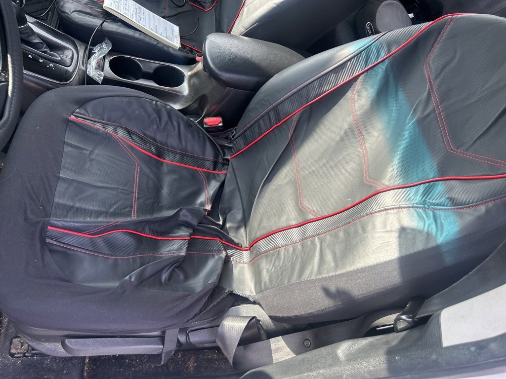 Used 2017 Kia Forte S image 11