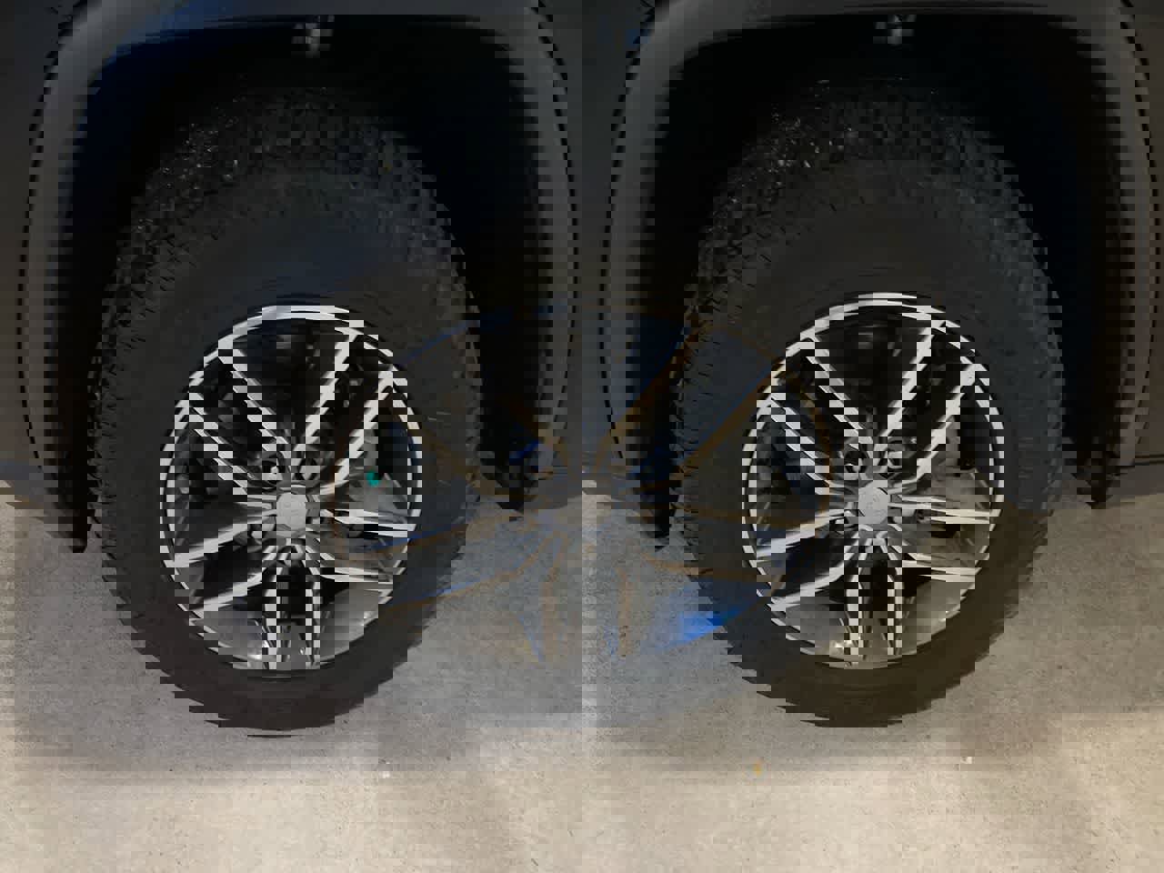 Used 2017 Jeep Grand Cherokee Limited image 10