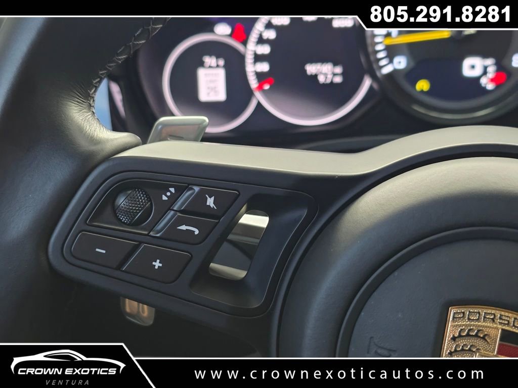 Used 2022 Porsche Cayenne Turbo GT image 33