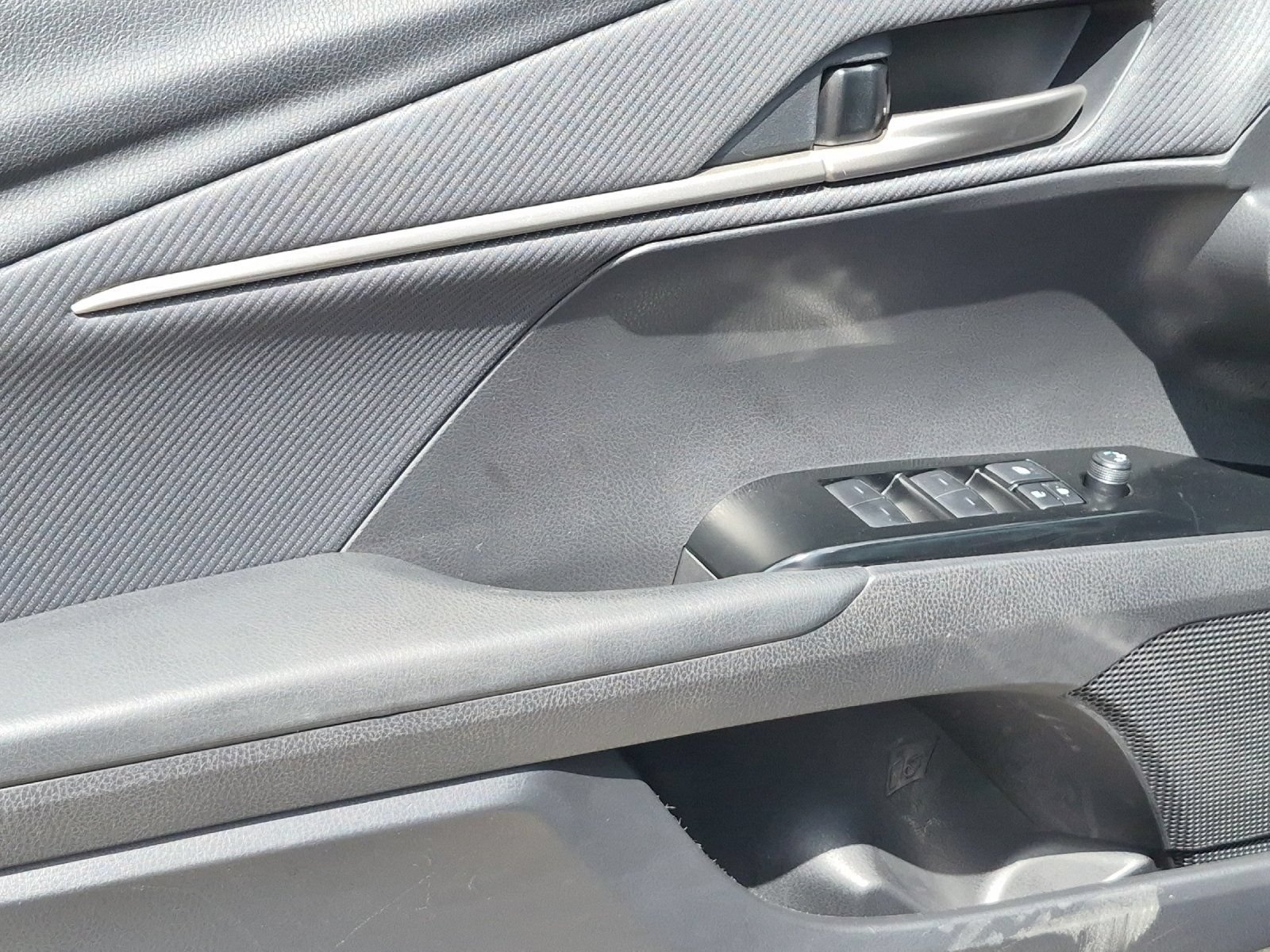 Certified 2025 Toyota Camry SE AWD/4WD image 10