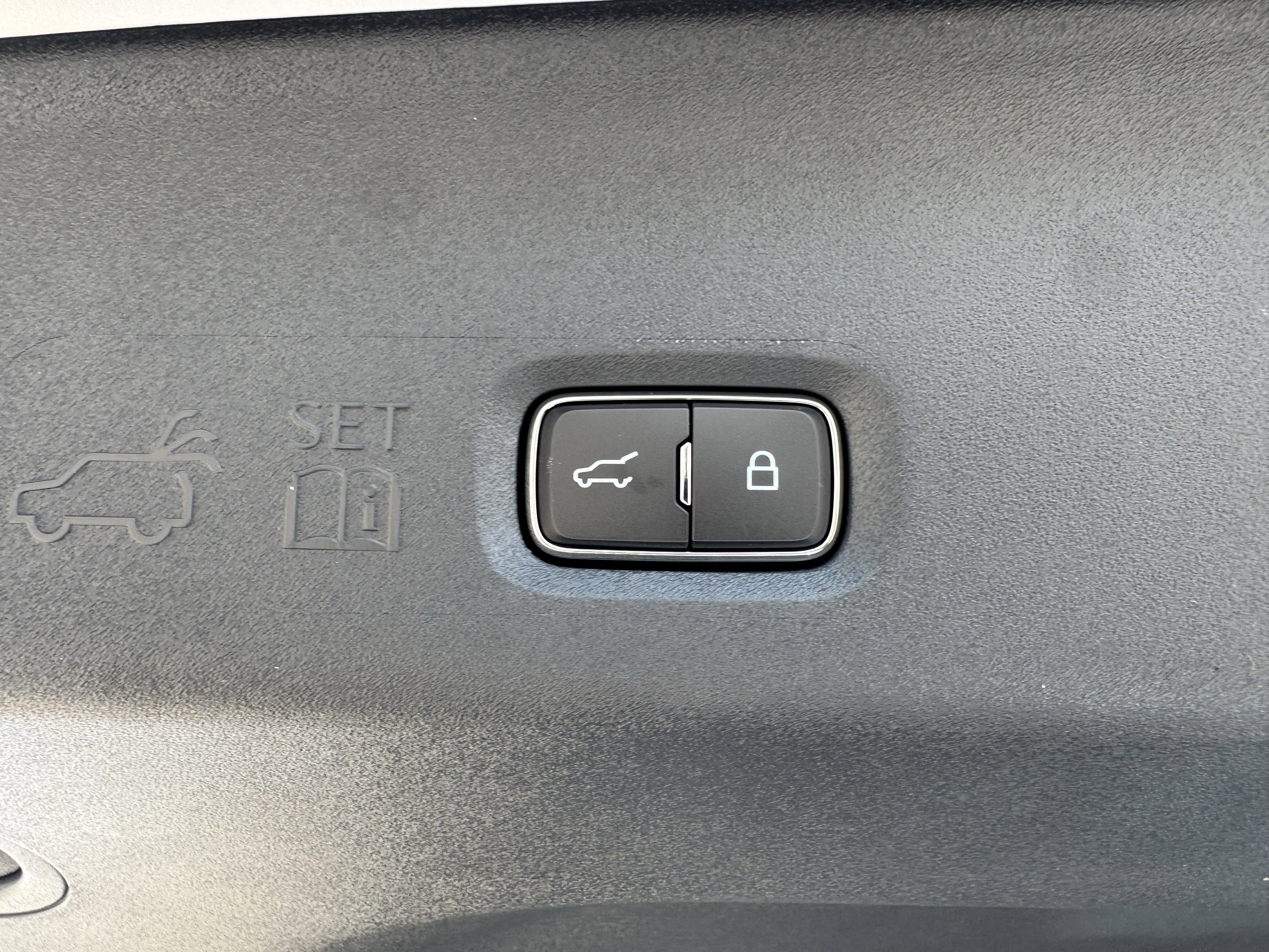New 2026 Ford Expedition Active image 28
