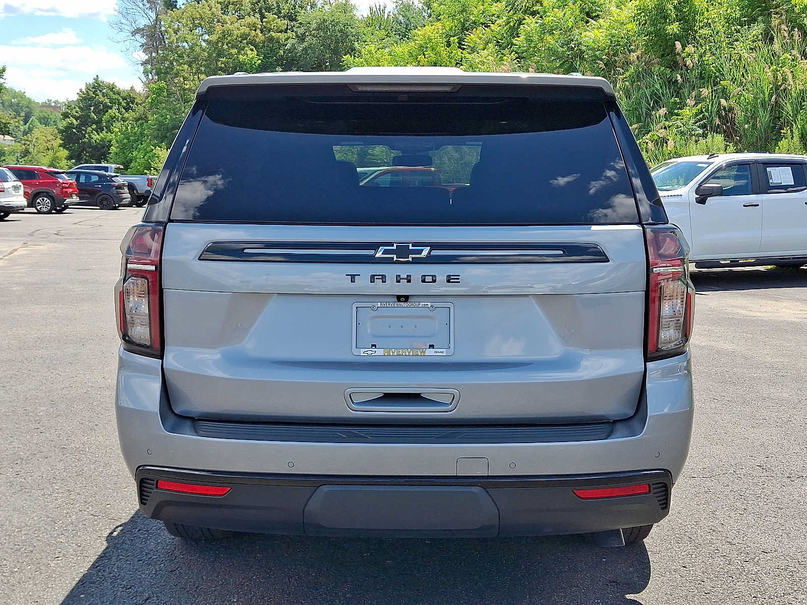 Used 2023 Chevrolet Tahoe Z71 w/ Luxury Package AWD/4WD image 5