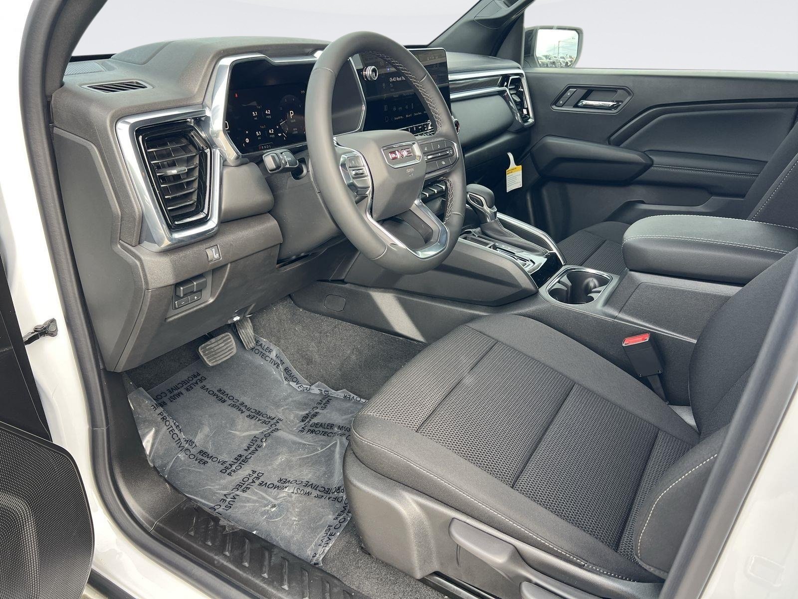 New 2026 GMC Canyon Elevation RWD image 9