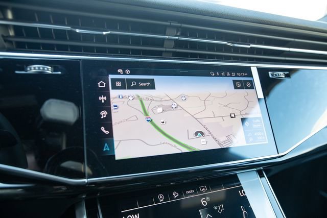 New 2025 Audi Q8 Premium Plus image 17