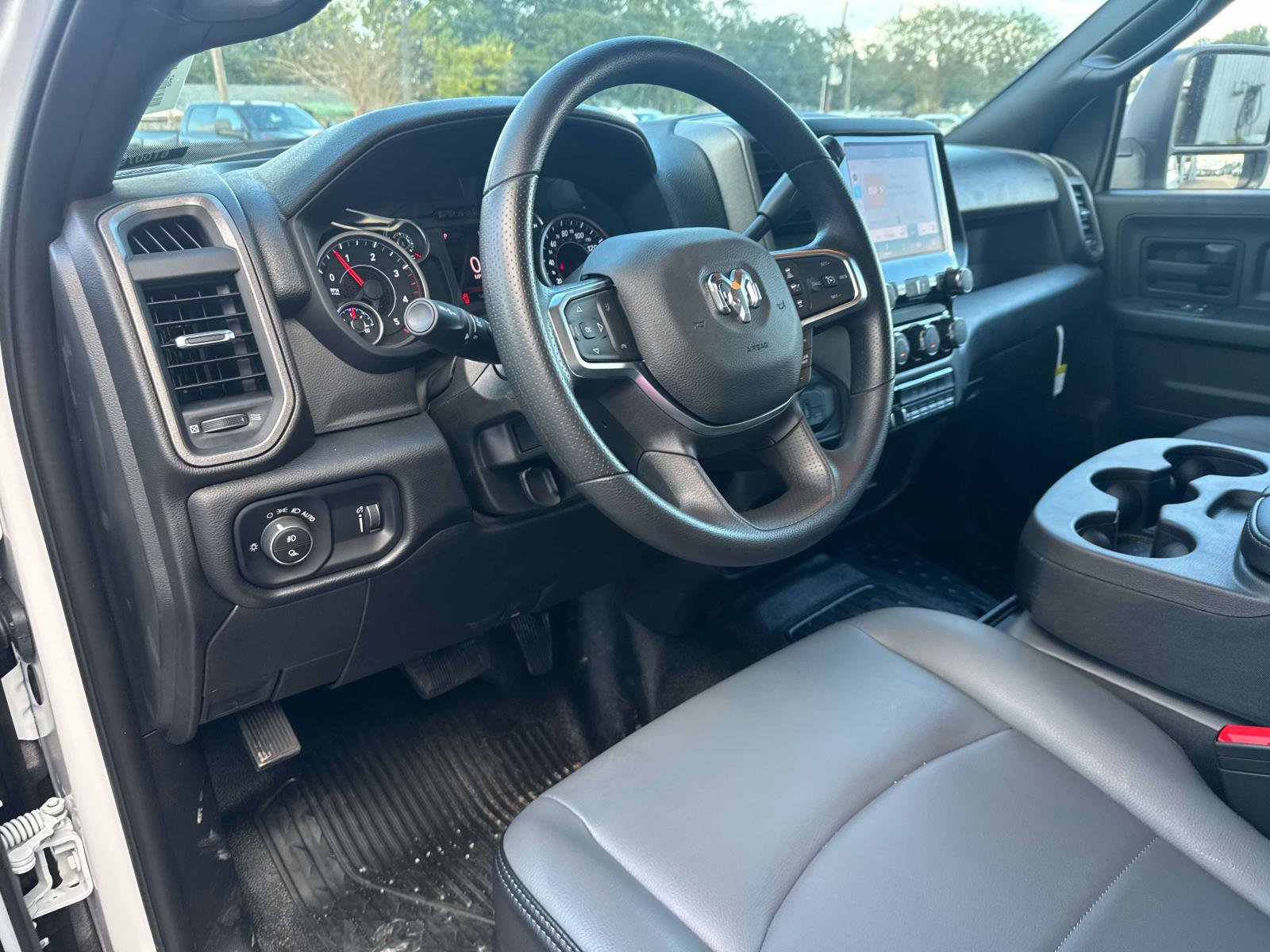 New 2026 RAM 5500 Tradesman w/ Chrome Appearance Group image 9