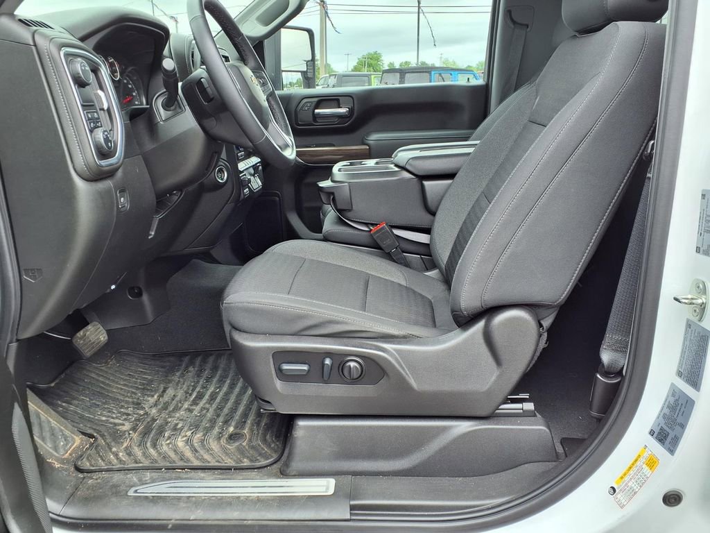 Used 2022 Chevrolet Silverado 3500 LT w/ Convenience Package RWD image 24