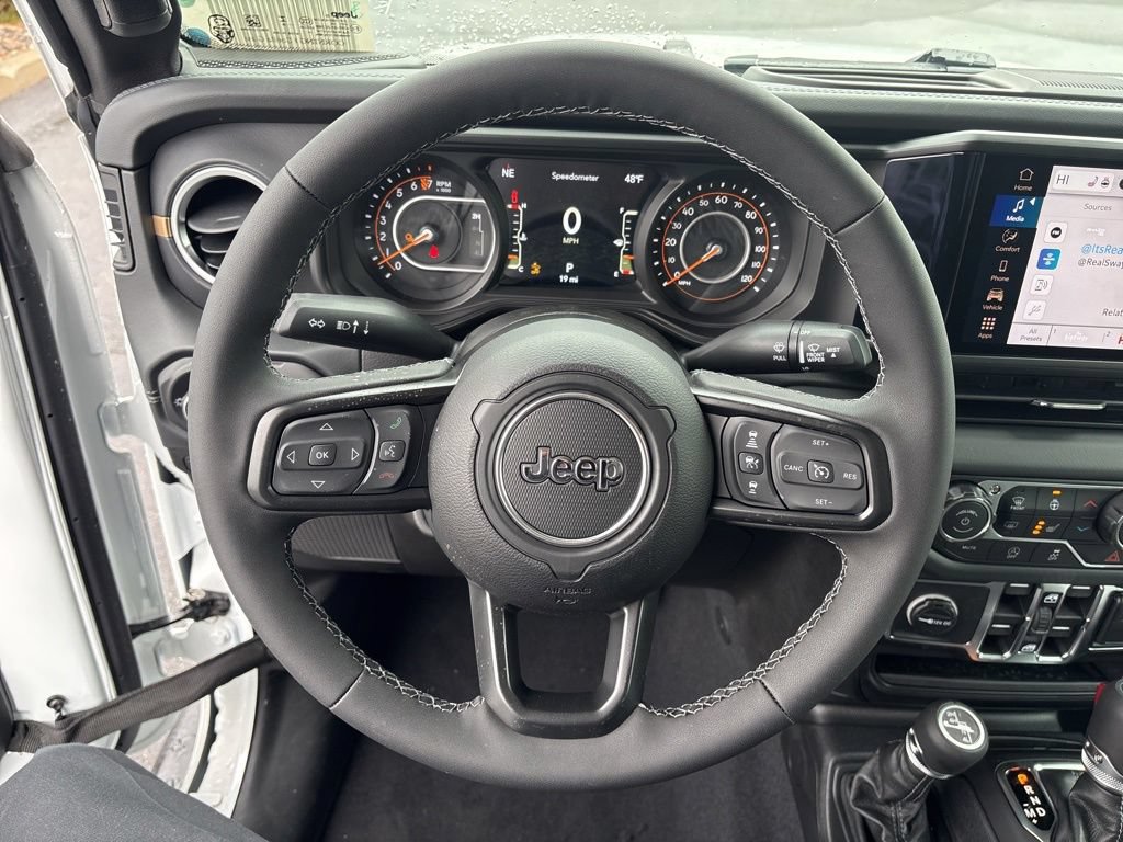 New 2026 Jeep Gladiator Sport AWD/4WD image 22